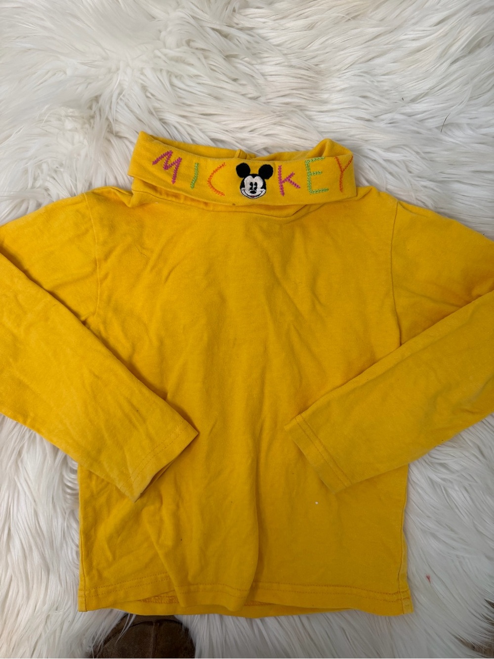 Disney Vintage Yellow Mickey Embroidered Turtleneck Long‎ Sleeve Top Size 3/4ish